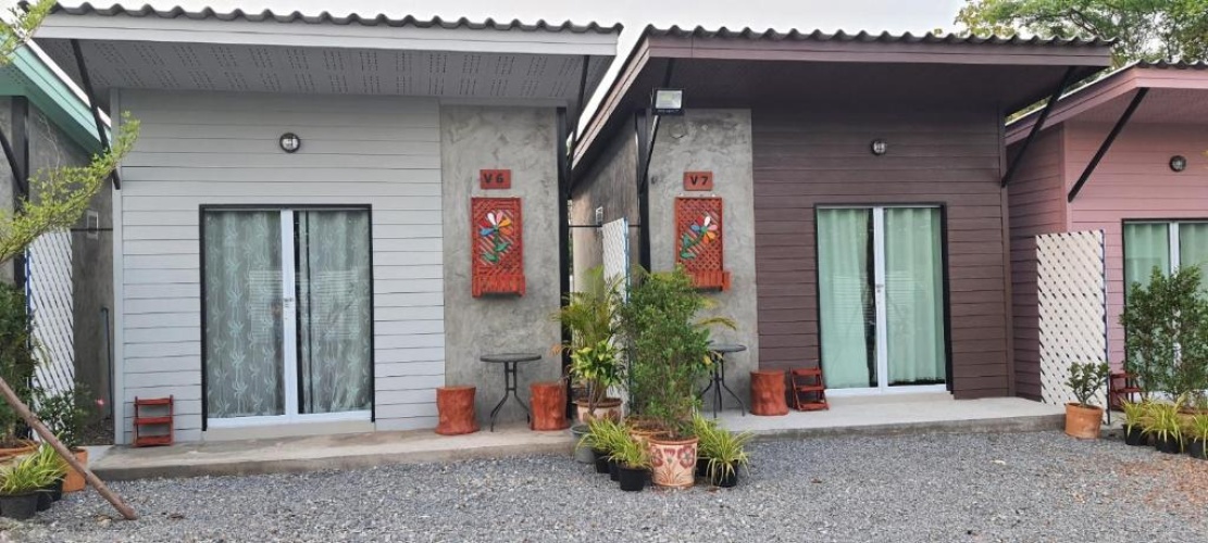 Deluxe Double Bungalow with garden view