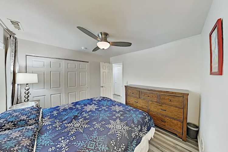 971bca2q 2 Bedroom Condo
