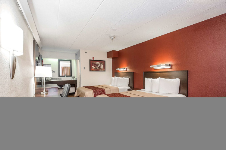 Red Roof Inn PLUS+ Boston - Framingham