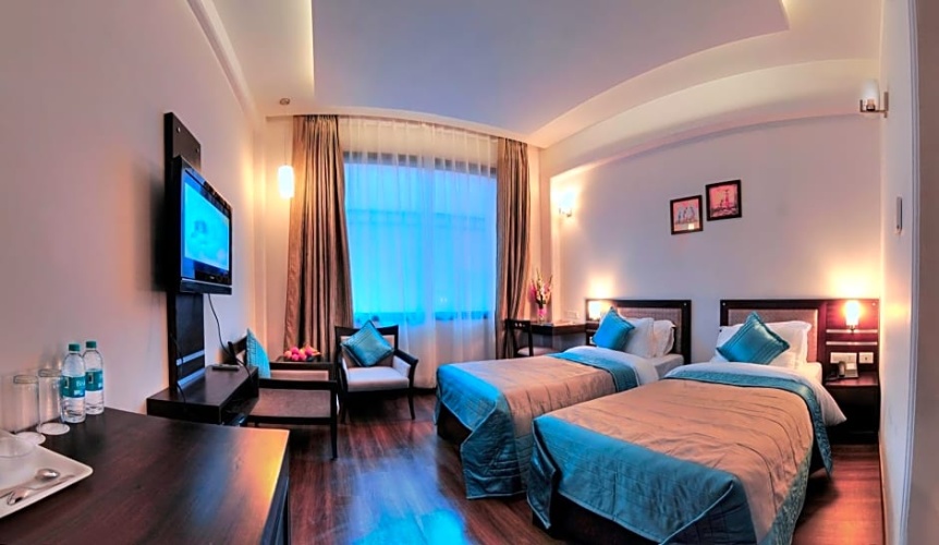 Standard Double room with view