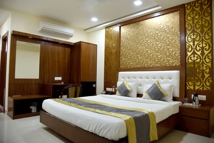 Double Suite