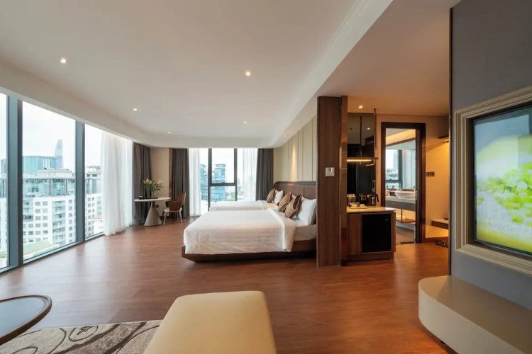Standard Triple room