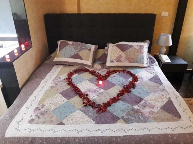 Aristo House Hotel
