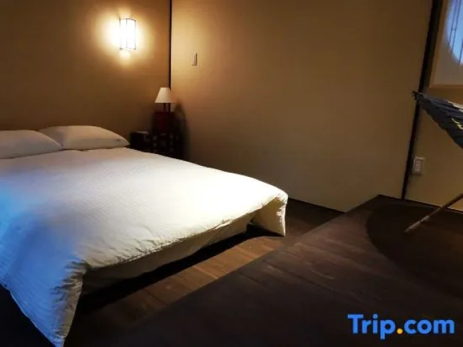 2 Bedrooms Cottage