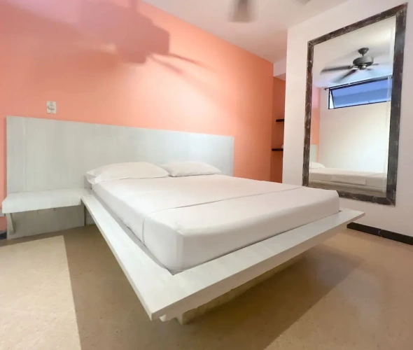 Economy room