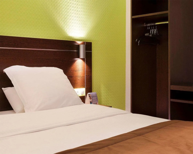 Louna Hotels