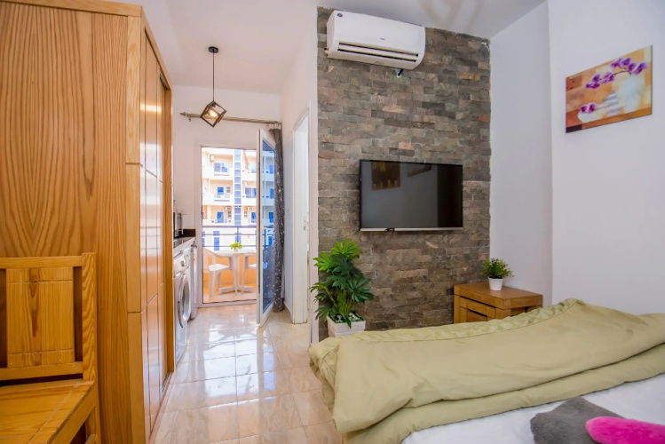 Pool View Balcony ★ Kitchenette ★ Washing Machine
