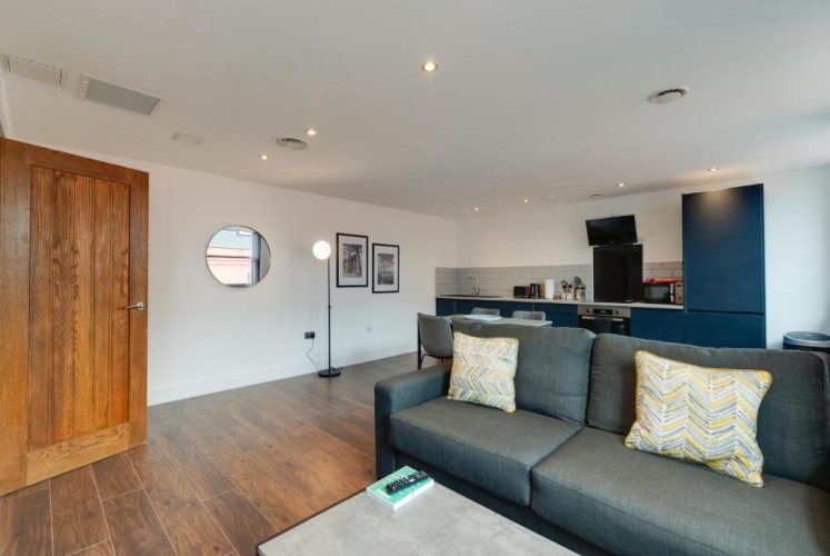 1 Bedroom Apartment