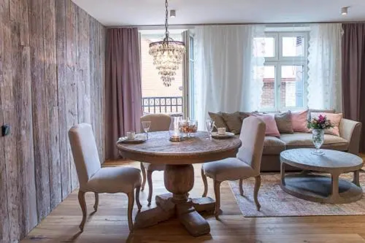 Frost Boutique Hotel