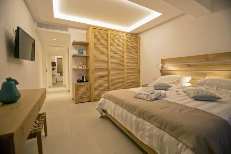 2 Bedrooms Executive Suite