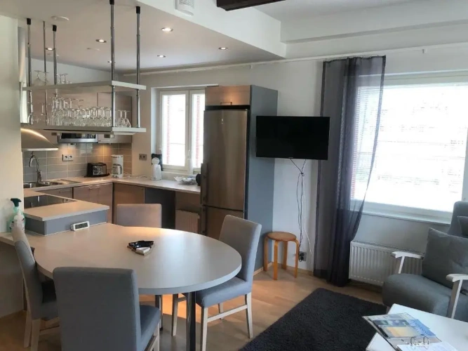 2 Bedrooms Apartment