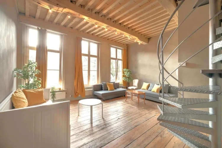 2 Bedrooms Apartment