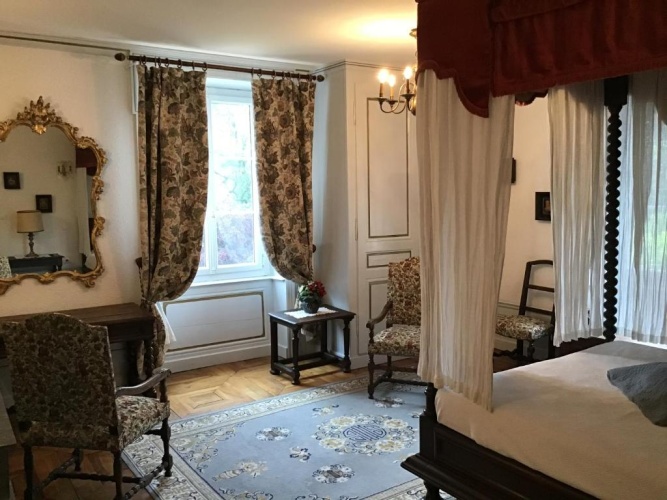 Standard Double room with view