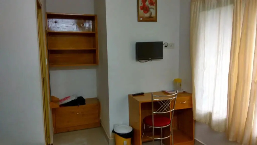 Aminas Cottage