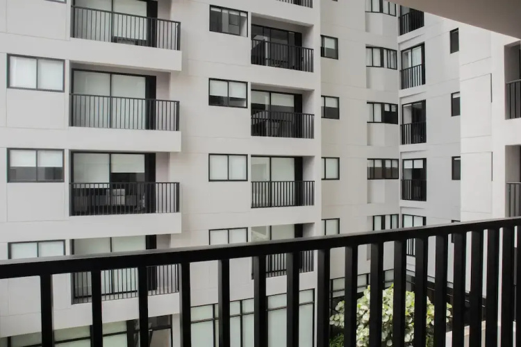 W Fresh 1br W/ Balcony In Miraflores - Lima