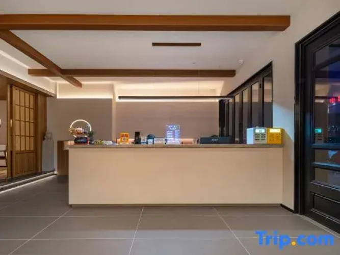 Yile Hotel