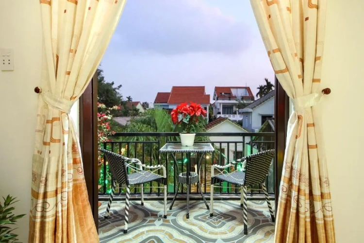 Standard Double room with pool view