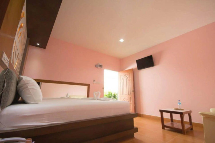 Arena Resort