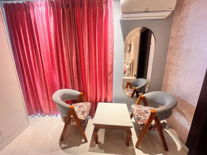 Hotel VS Residency Medanta