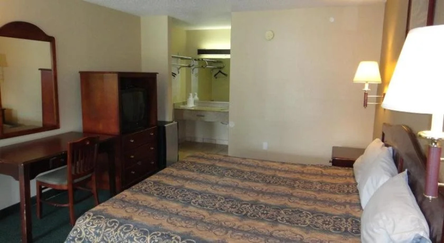 Relax Inn Charlotte