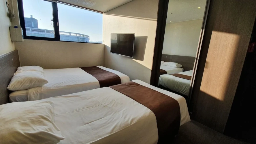 Standard Twin Family room