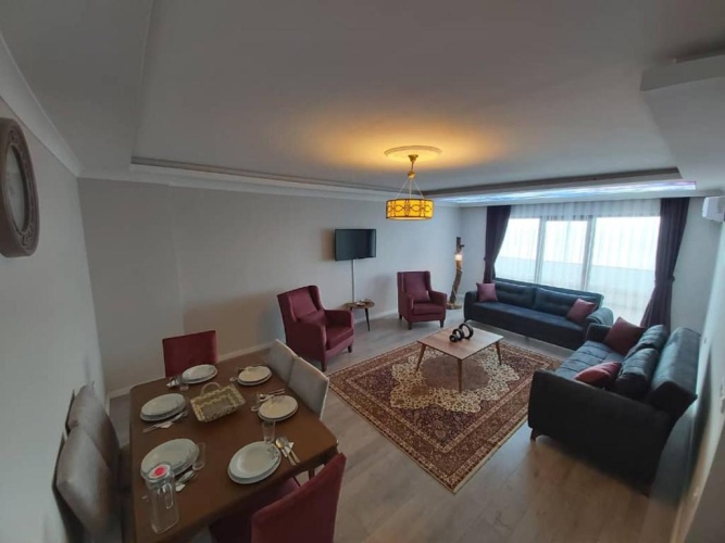 2 Bedrooms Apartment
