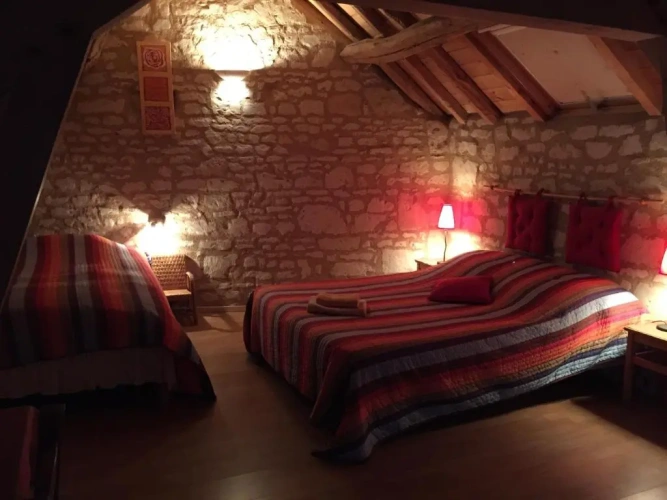 Standard Triple room