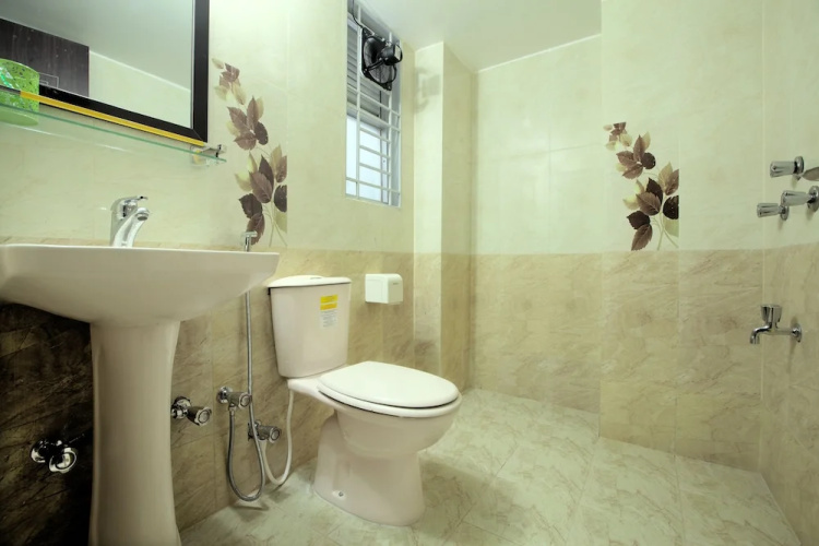 Hotel Elaf International