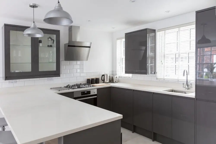 Hampden Apartments - The Louis