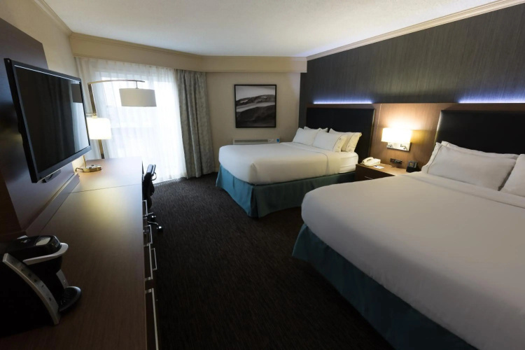 Holiday Inn Express Edmonton Downtown by IHG
