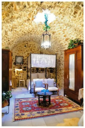 KH Traditional House