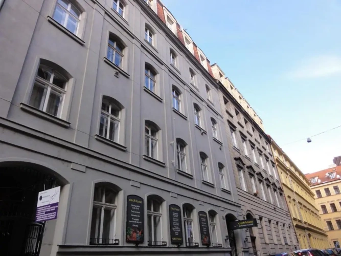 1 Bedroom Double Apartment