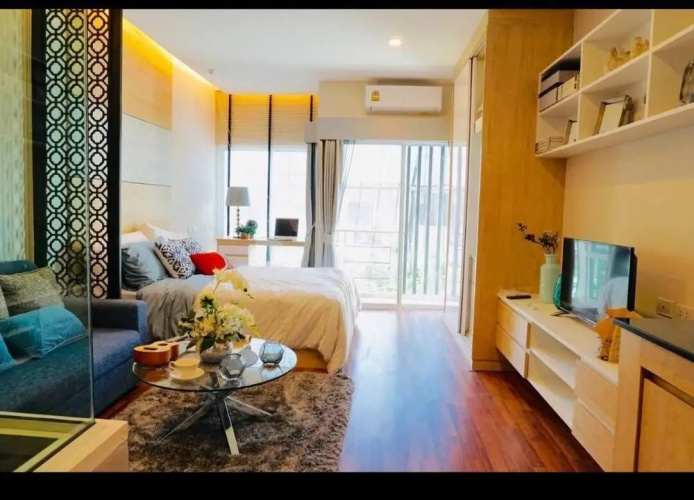 Siri Condo by Tophomerent