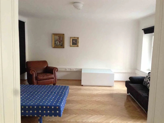 Hans-Sachs-Gasse 10