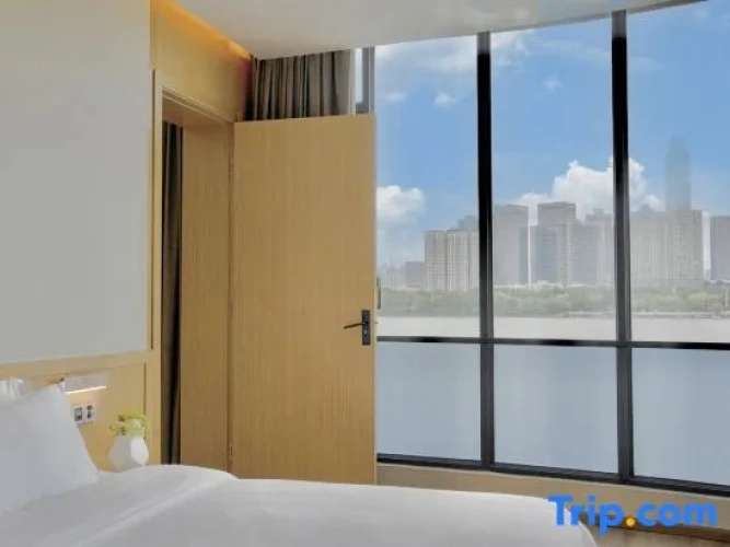 Deluxe Double Suite with river view