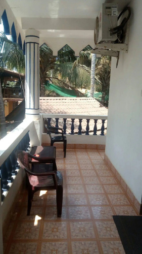 Shiva Ashvem Hotel