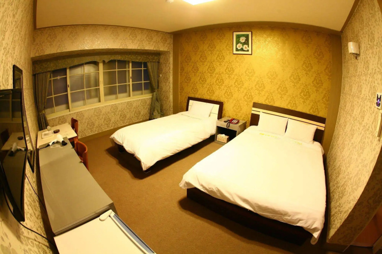 Crystal Hotel