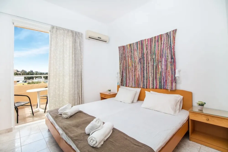 Studio with balcony and with view