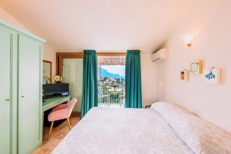 Classic room