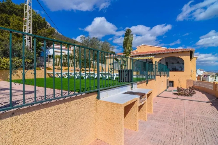 Villa