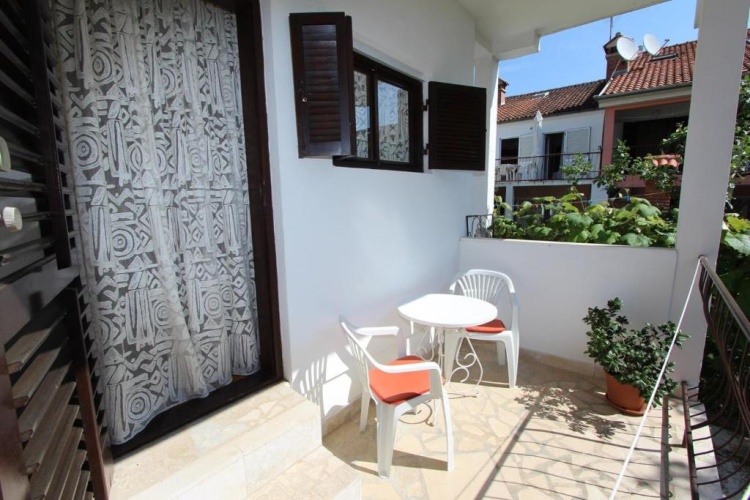 1 Bedroom Double Apartment