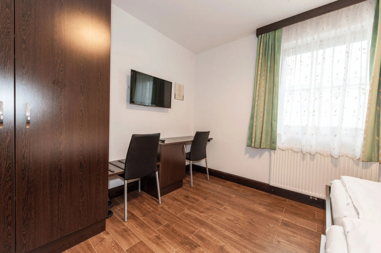 Hotel König