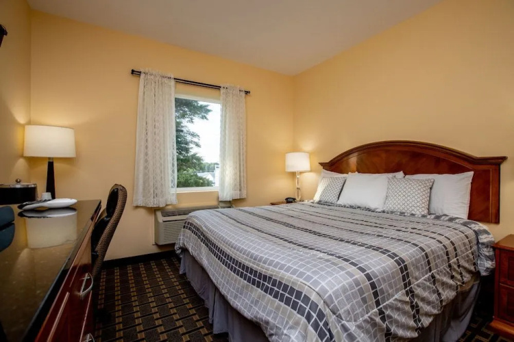 Mt. Rose Hotel