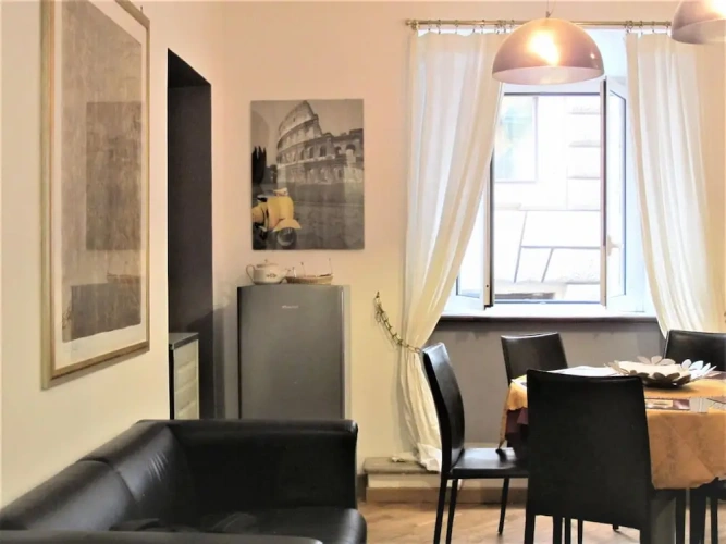 Sextuple Apartment
