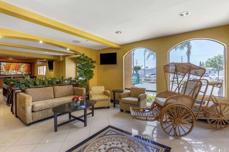 Quality Inn & Suites Westminster Seal Beach