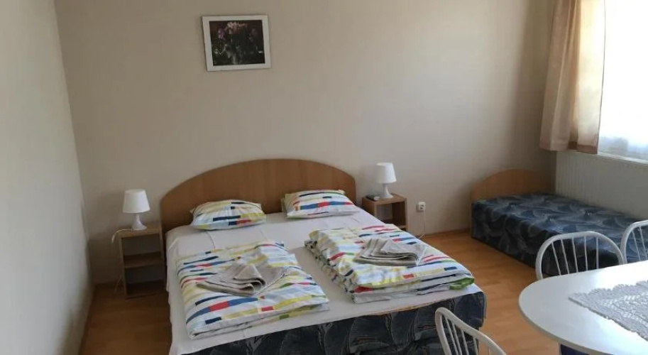 Pelso Apartments