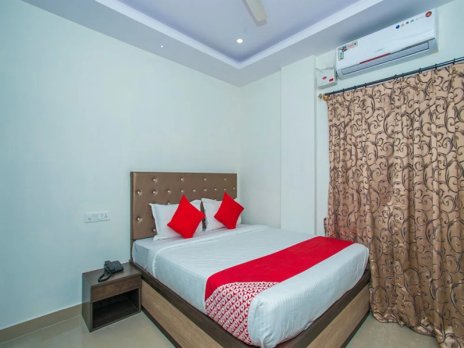 OYO 16939 Ne Westend Suites