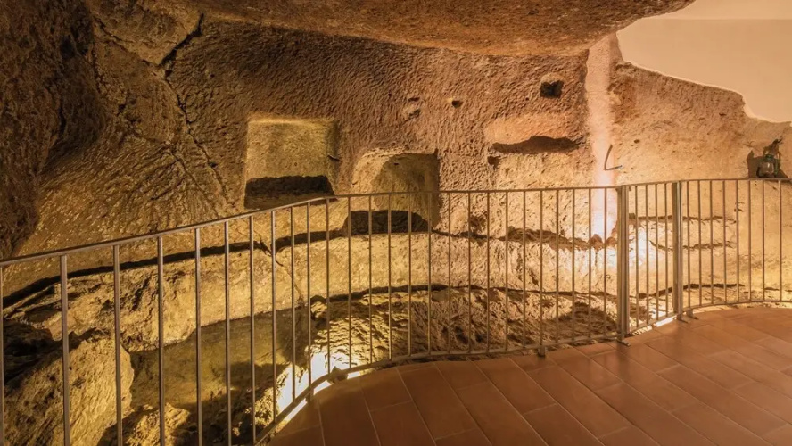 Sardinian Gallery Fonte