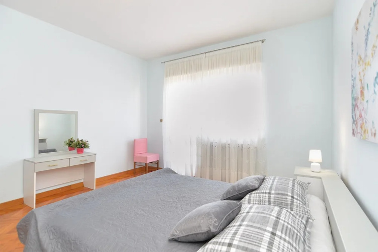 Apartment 1947