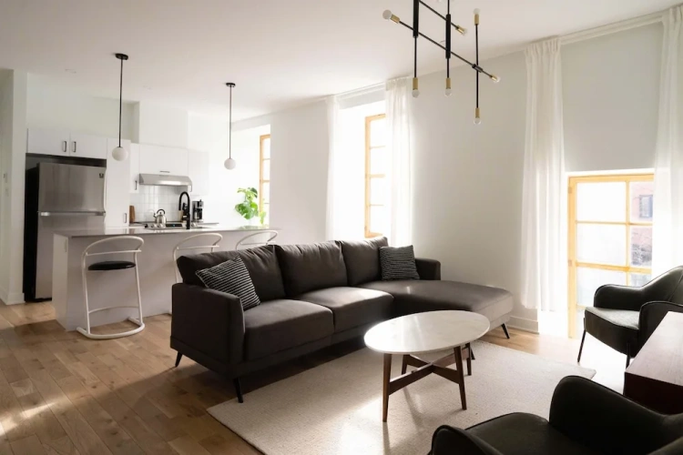 2 Bedrooms Luxury Apartment